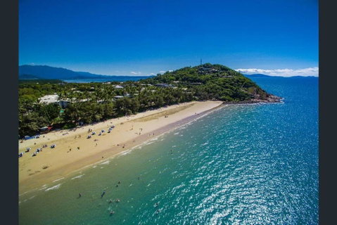 Take Advantage Of This Location - Casuarina Court - Kawana Tourism 1