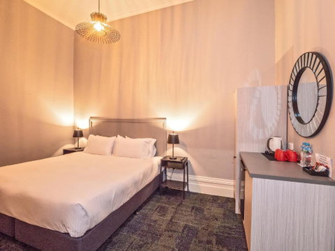 Telegraph Hotel Numurkah - Kawana Tourism 1