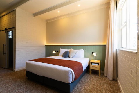 The Clovercrest Hotel Motel - Kawana Tourism 0