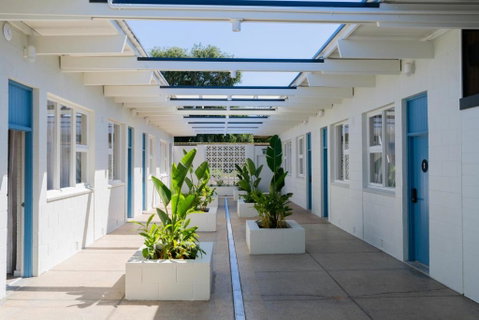 The Clovercrest Hotel Motel - Kawana Tourism 1