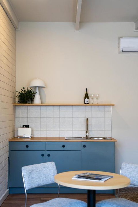 The Clovercrest Hotel Motel - Kawana Tourism 3