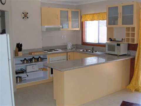 Beachs 'n Greens - Kawana Tourism 1
