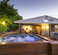 Beachside Cottages - Kawana Tourism