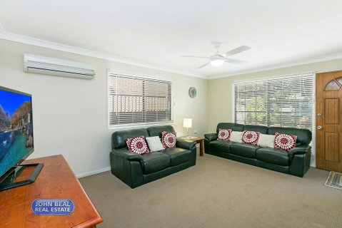 Beachside Holiday Home - Kawana Tourism 3
