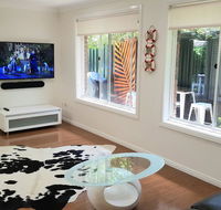 Beachside Villa Ettalong Beach - Kawana Tourism