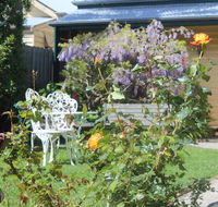 Benambra Bed  Breakfast - Kawana Tourism
