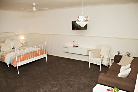 Bielby's Hideaway - Kawana Tourism 1