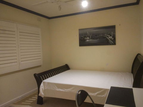 Big Room 12km To City Near Boxhill, Melbourne - Kawana Tourism 0