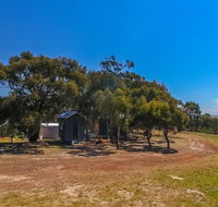 Big Tiny Seven Hills Tiny House Tallarook - Kawana Tourism
