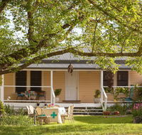 Bird House - Kawana Tourism