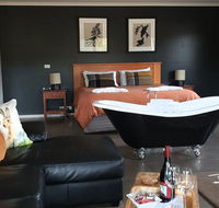 Blaze Rock Retreat - Kawana Tourism