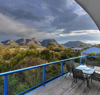 Blue Gum Retreat - Kawana Tourism