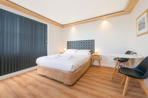 Blue Hills Motel - Kawana Tourism 0