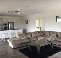 Blue Sky Apartment - Kawana Tourism