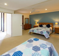 Blue Water Retreat - Downstairs - Kawana Tourism