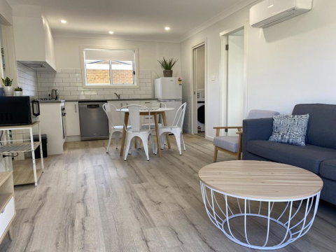 THEL14A - Lucky Burra - Kawana Tourism 0