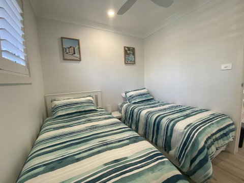 THEL14A - Lucky Burra - Kawana Tourism 2