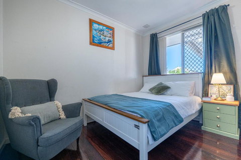 Warmth House Nr Airport 2rooms 5beds Yard N Parking - Kawana Tourism 1