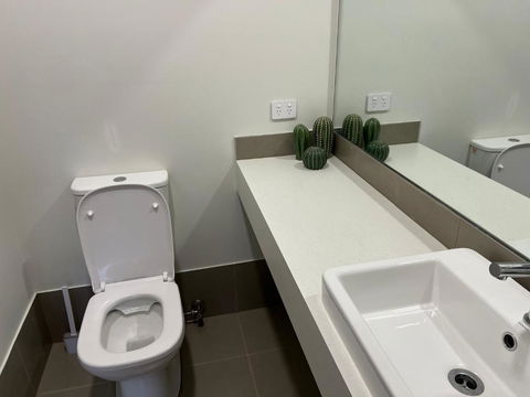 Affordable Semi Rural Stay - Kawana Tourism 1