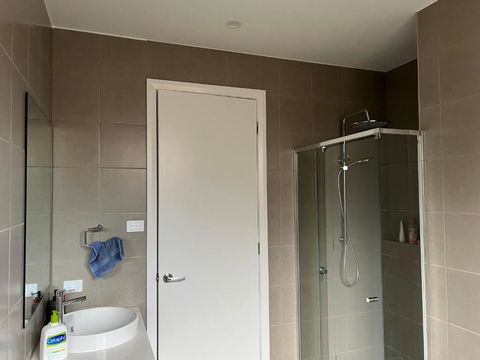 Affordable Semi Rural Stay - Kawana Tourism 4