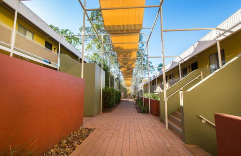 Emu Walk Apartments - Kawana Tourism 0