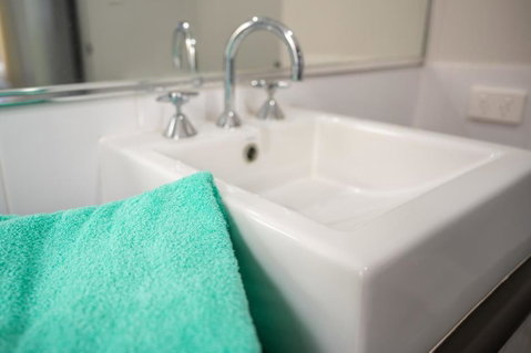 West Swan B&B - Kawana Tourism 3