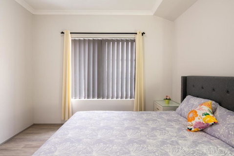 West Swan B&B - Kawana Tourism 1
