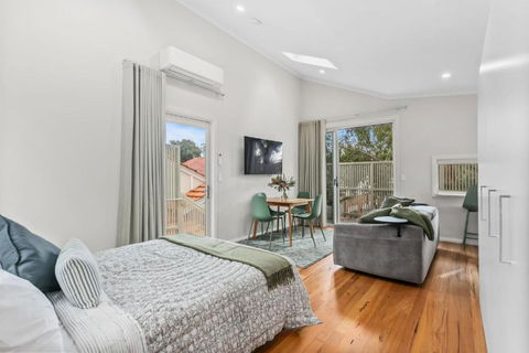 WILL56 - Gumtree Studio - Kawana Tourism 2