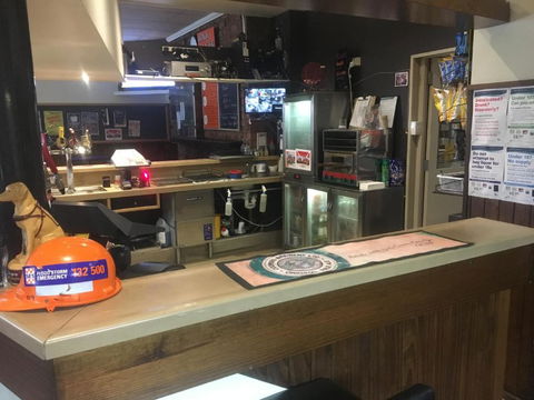 Yarram Commecial Hotel Motel - Kawana Tourism 3