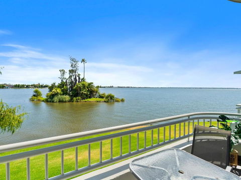 Yarrawonga Lakeside Apartment 40 - Kawana Tourism 1