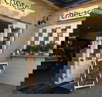 Small Group Adelaide Hills and Hahndorf Hideaway Tour from Adelaide - Kawana Tourism