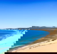 Kayak with Dolphins and 4WD Great Beach Drive Day Trip from Noosa - Kawana Tourism