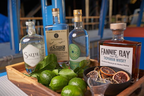 Tropical Light Sundowner Cruise With Drinks Included - Kawana Tourism 1