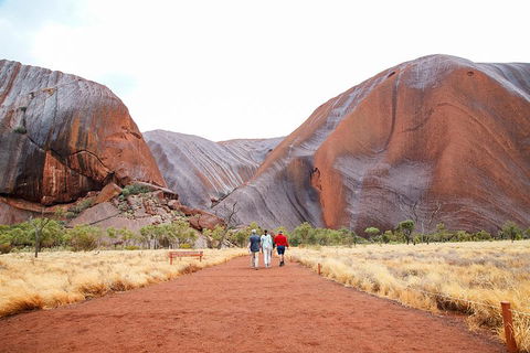 2-Day Uluru (Ayers Rock) And Kata Tjuta Trip From Alice Springs - Kawana Tourism 1