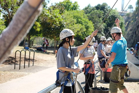 Rock Climbing At The Kangaroo Point Cliffs In Brisbane - Kawana Tourism 3