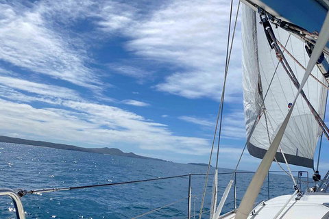 Sailing Curlew Escape On Moreton Bay - Kawana Tourism 4