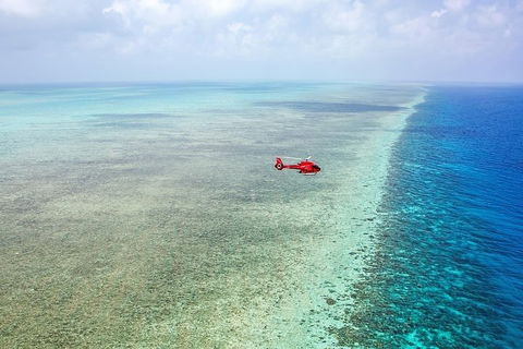 Ultimate Great Barrier Reef And Rainforest 45-minute Helicopter Tour - Kawana Tourism 5
