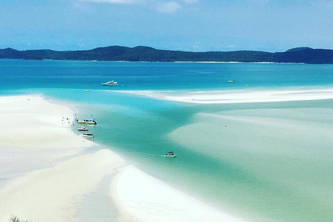 2-Night Whitsundays Sailing Cruise Incl. Whitehaven Beach & Great Barrier Reef - Kawana Tourism 5