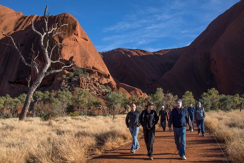 Highlights Of Uluru Including Sunrise And Breakfast - Kawana Tourism 3