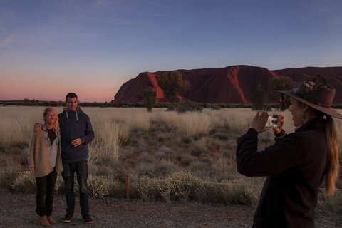 Highlights Of Uluru Including Sunrise And Breakfast - Kawana Tourism 4
