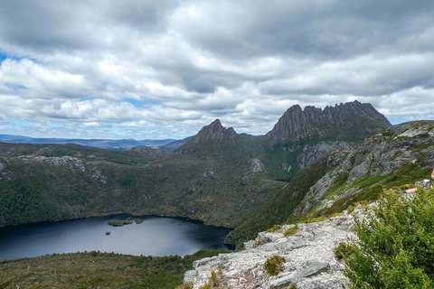 6 Day Trek The Cradle Mountain Overland Track - Kawana Tourism 2