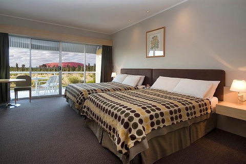 3-Day Uluru-Kata Tjuta And Kings Canyon 4WD Small-Group Eco-Tour From Alice Springs - Kawana Tourism 0