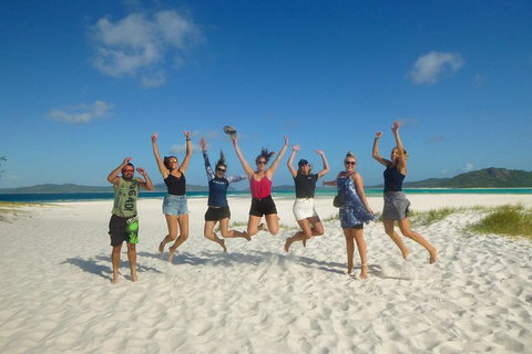 2-Day Whitsundays Sailing Adventure: Summertime - Kawana Tourism 2