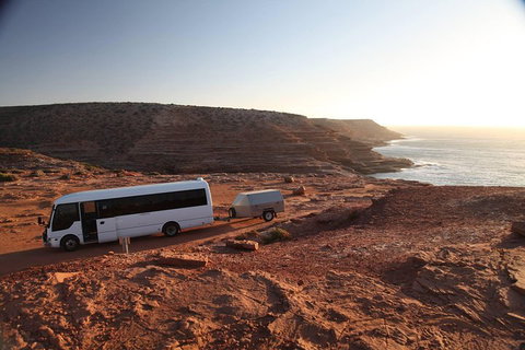 7-Day Exmouth Explorer Via Pinnacles Monkey Mia Ningaloo Reef Returning To Perth - Kawana Tourism 4