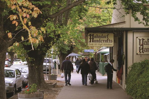 Adelaide Highlights, Hahndorf & McLaren Vale Wine Tasting And Sightseeing Tour - Kawana Tourism 0