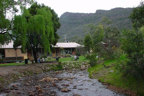 Grampians & Halls Gap - Kawana Tourism 0