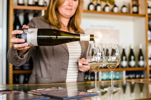 Heritage, Wine & Gin Tours - Kawana Tourism 1