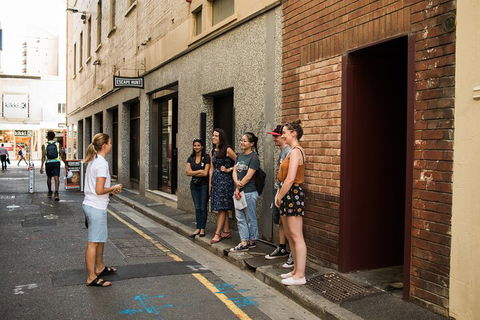 Guided Walking Tour In Adelaide - Kawana Tourism 1