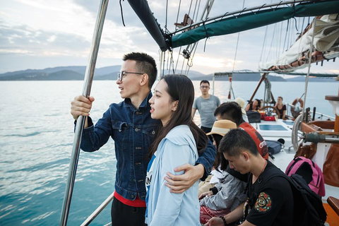 Whitsunday Islands Private Sailing Experience With Snorkeling & Langford Reef - Kawana Tourism 2