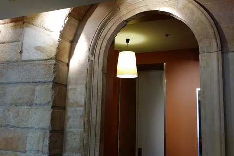 Around The Square Adelaide Walking Tour - Kawana Tourism 0